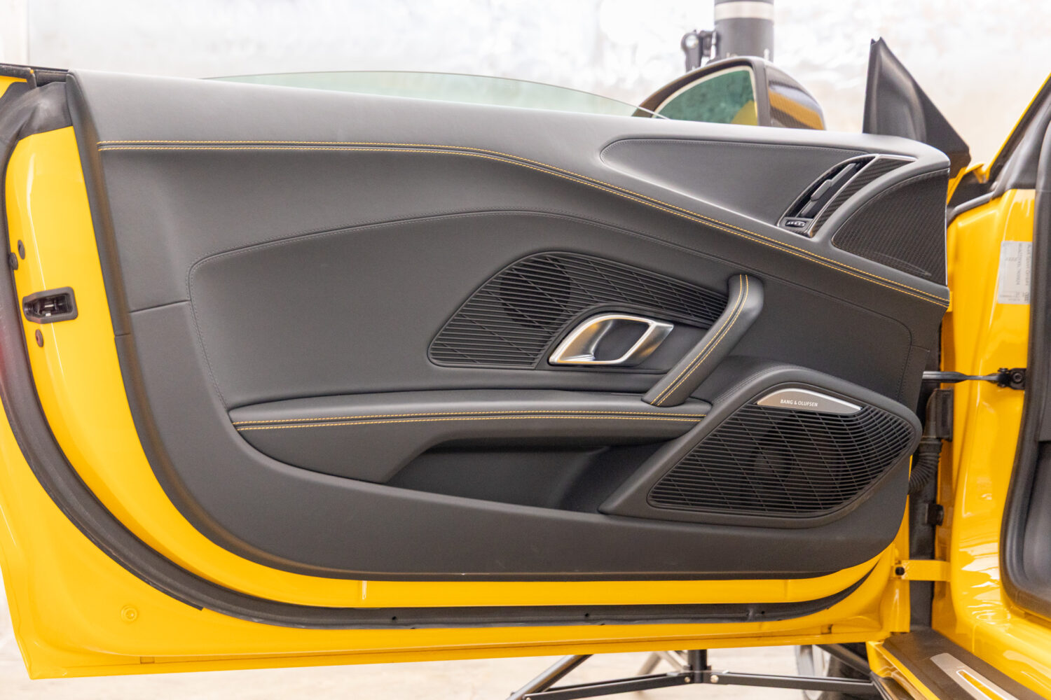 R8 V10 パフォーマンス 5.2 FSI クワトロ Sトロニック