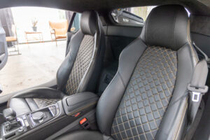 R8 V10 パフォーマンス 5.2 FSI クワトロ Sトロニック