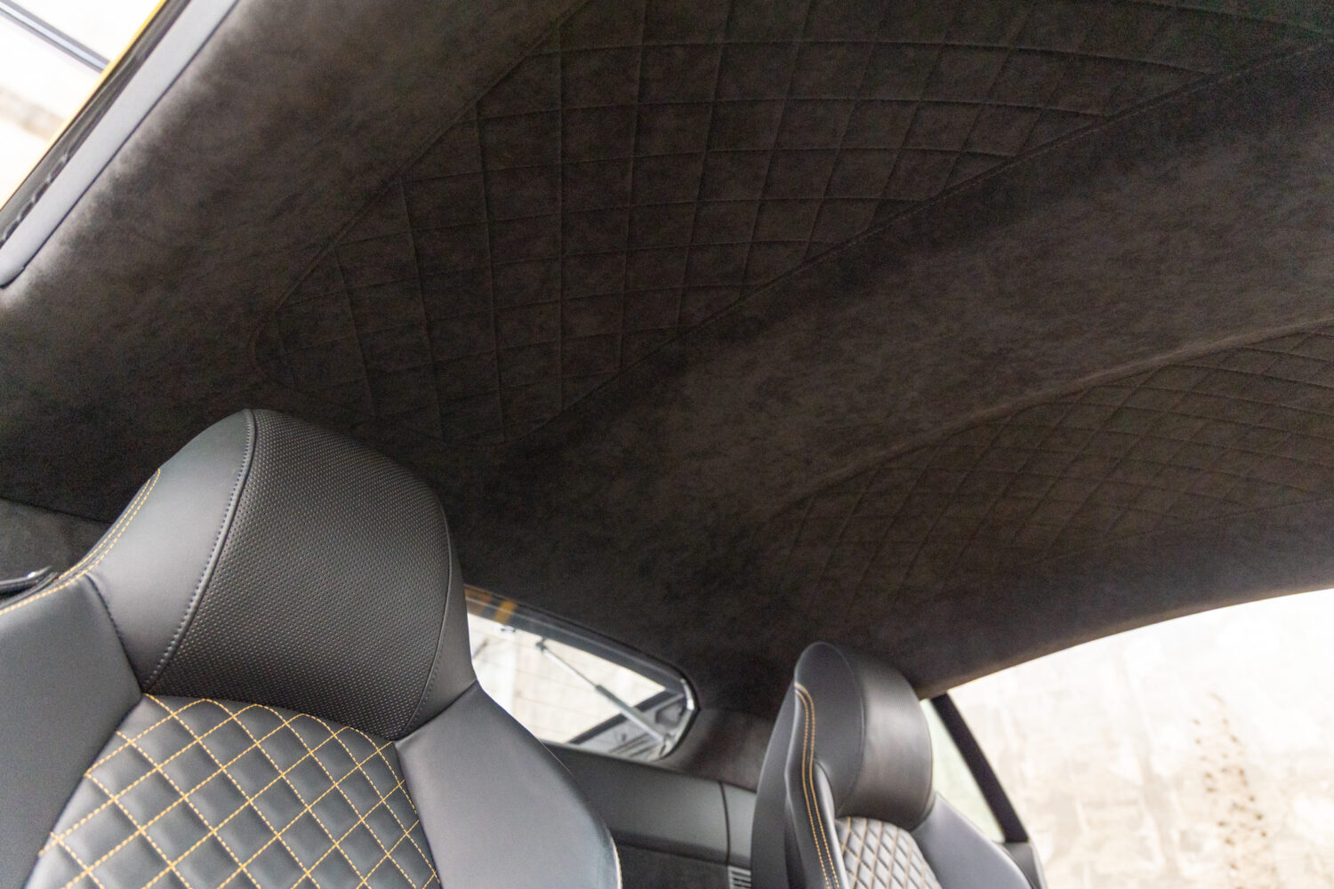 R8 V10 パフォーマンス 5.2 FSI クワトロ Sトロニック