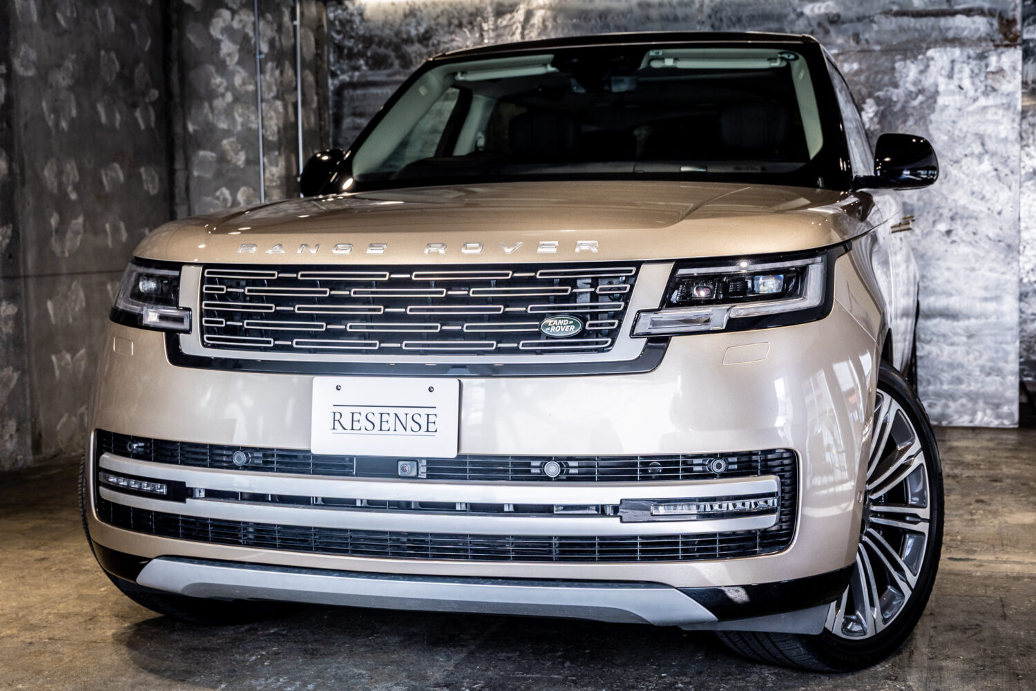 レンジローバー オートバイオグラフィー P530 LWB 7人乗り