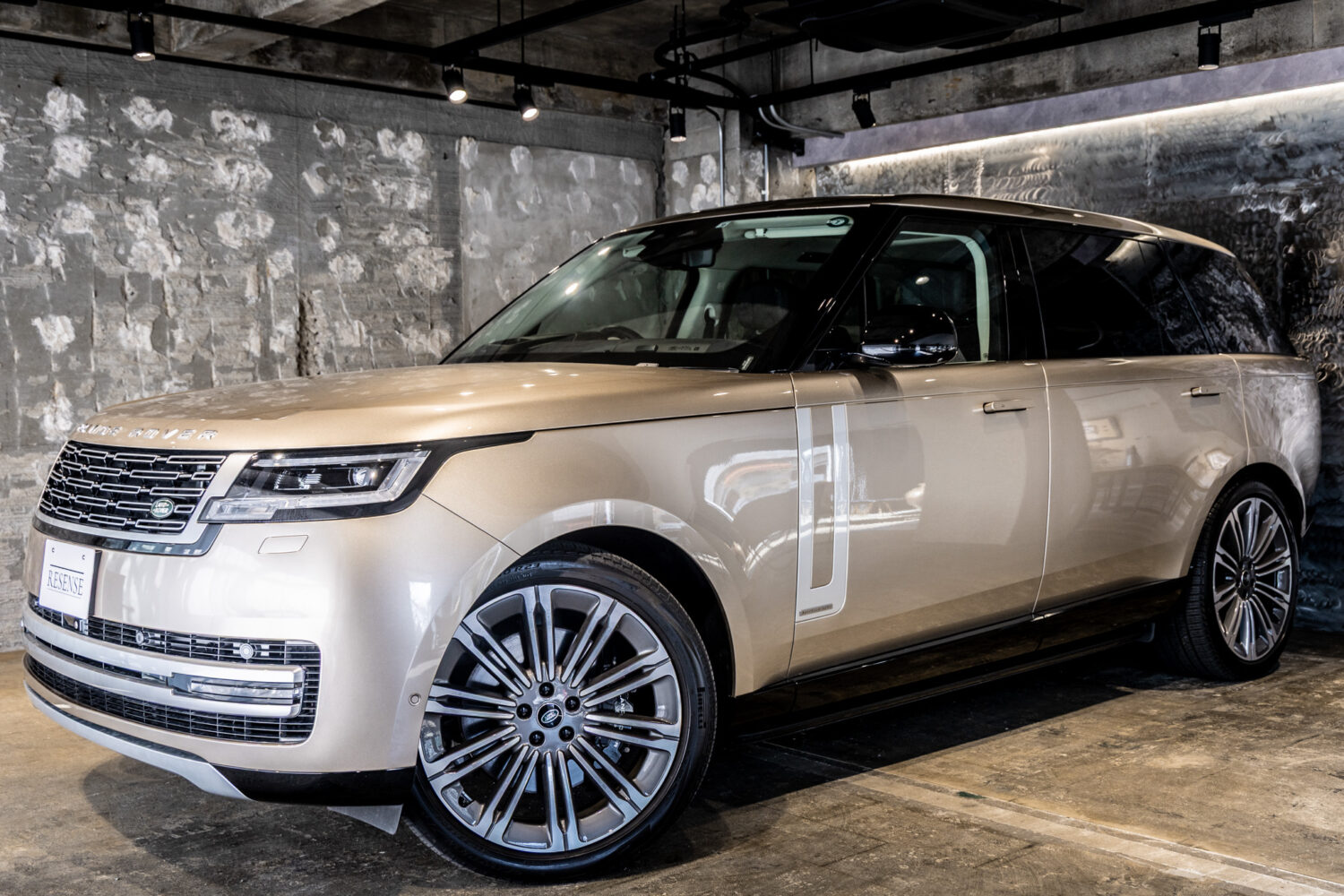 レンジローバー オートバイオグラフィー P530 LWB 7人乗り