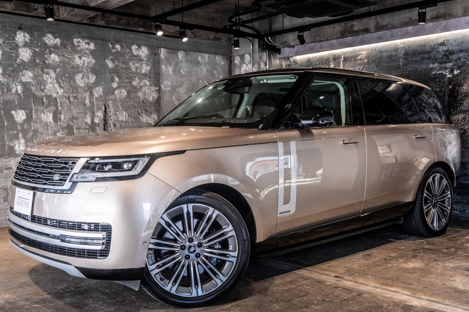 レンジローバー オートバイオグラフィー P530 LWB 7人乗り