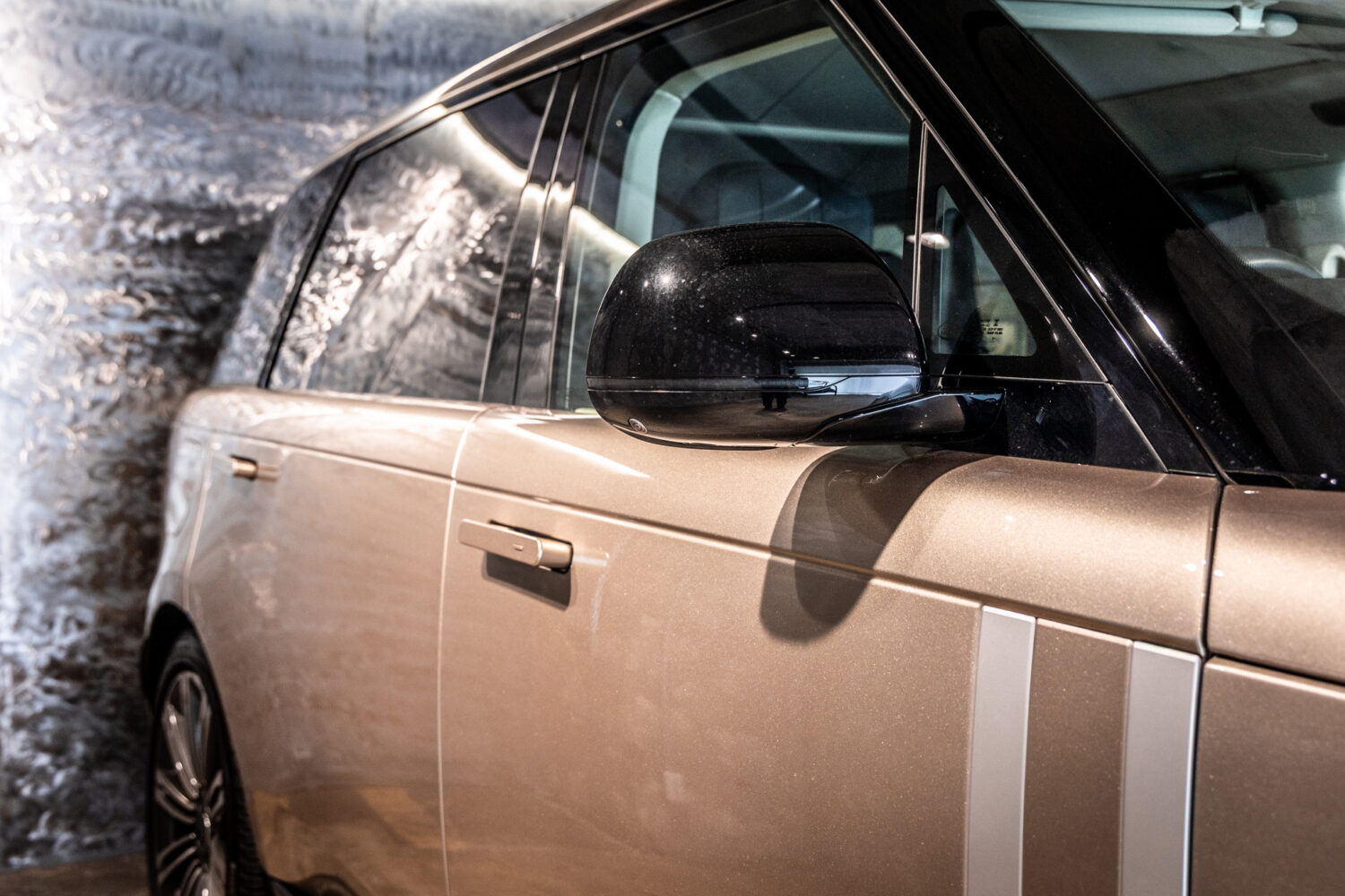 レンジローバー オートバイオグラフィー P530 LWB 7人乗り