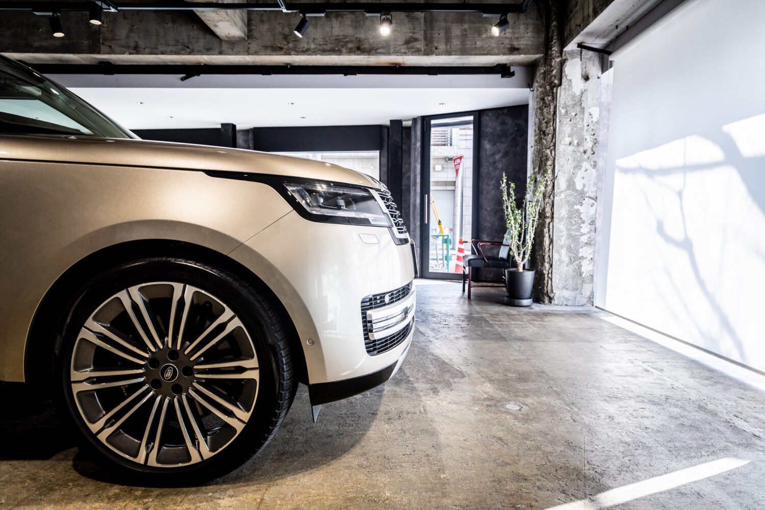 レンジローバー オートバイオグラフィー P530 LWB 7人乗り