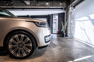 レンジローバー オートバイオグラフィー P530 LWB 7人乗り