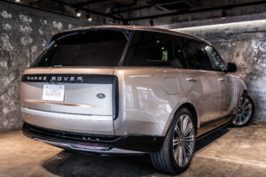 レンジローバー オートバイオグラフィー P530 LWB 7人乗り