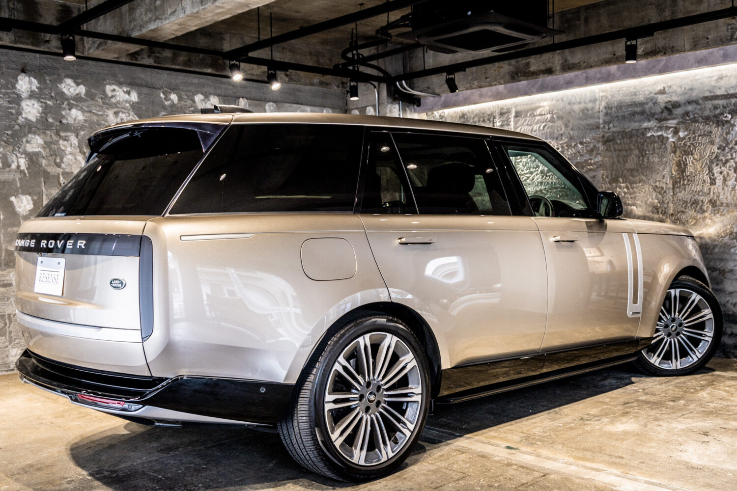 レンジローバー オートバイオグラフィー P530 LWB 7人乗り