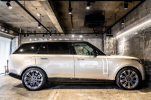 レンジローバー オートバイオグラフィー P530 LWB 7人乗り