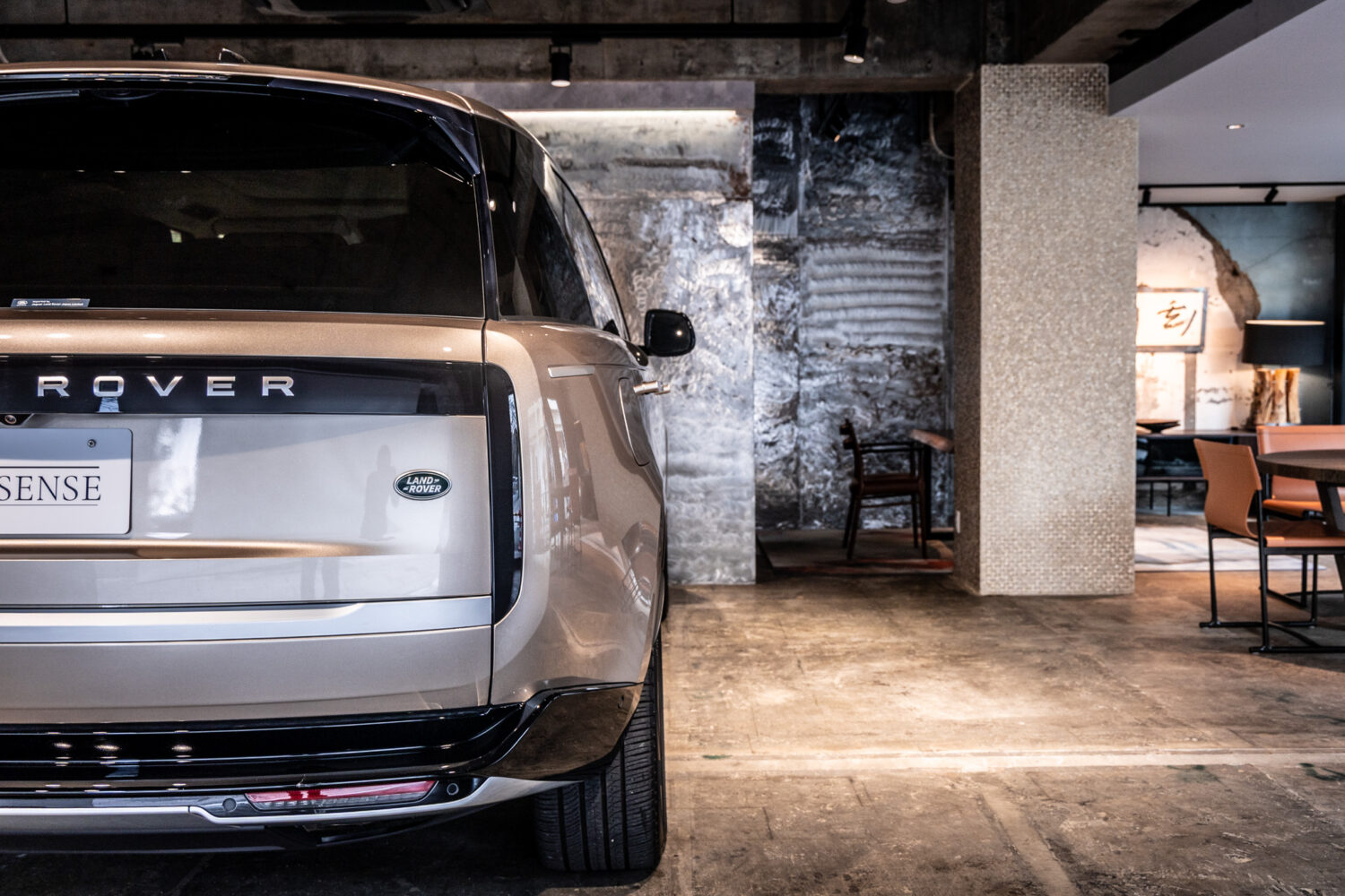 レンジローバー オートバイオグラフィー P530 LWB 7人乗り