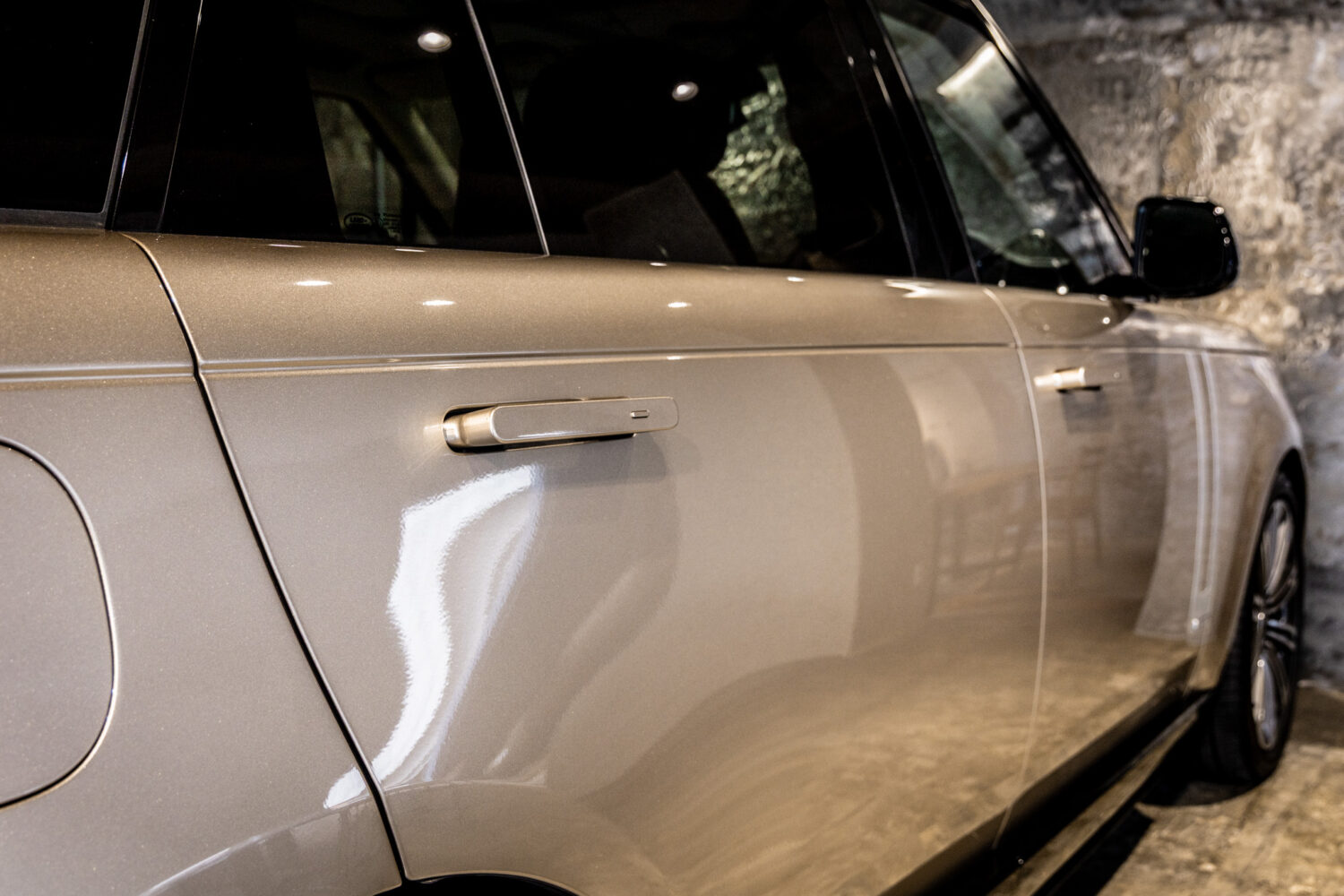 レンジローバー オートバイオグラフィー P530 LWB 7人乗り