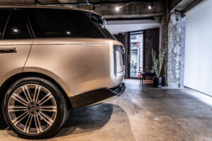 レンジローバー オートバイオグラフィー P530 LWB 7人乗り