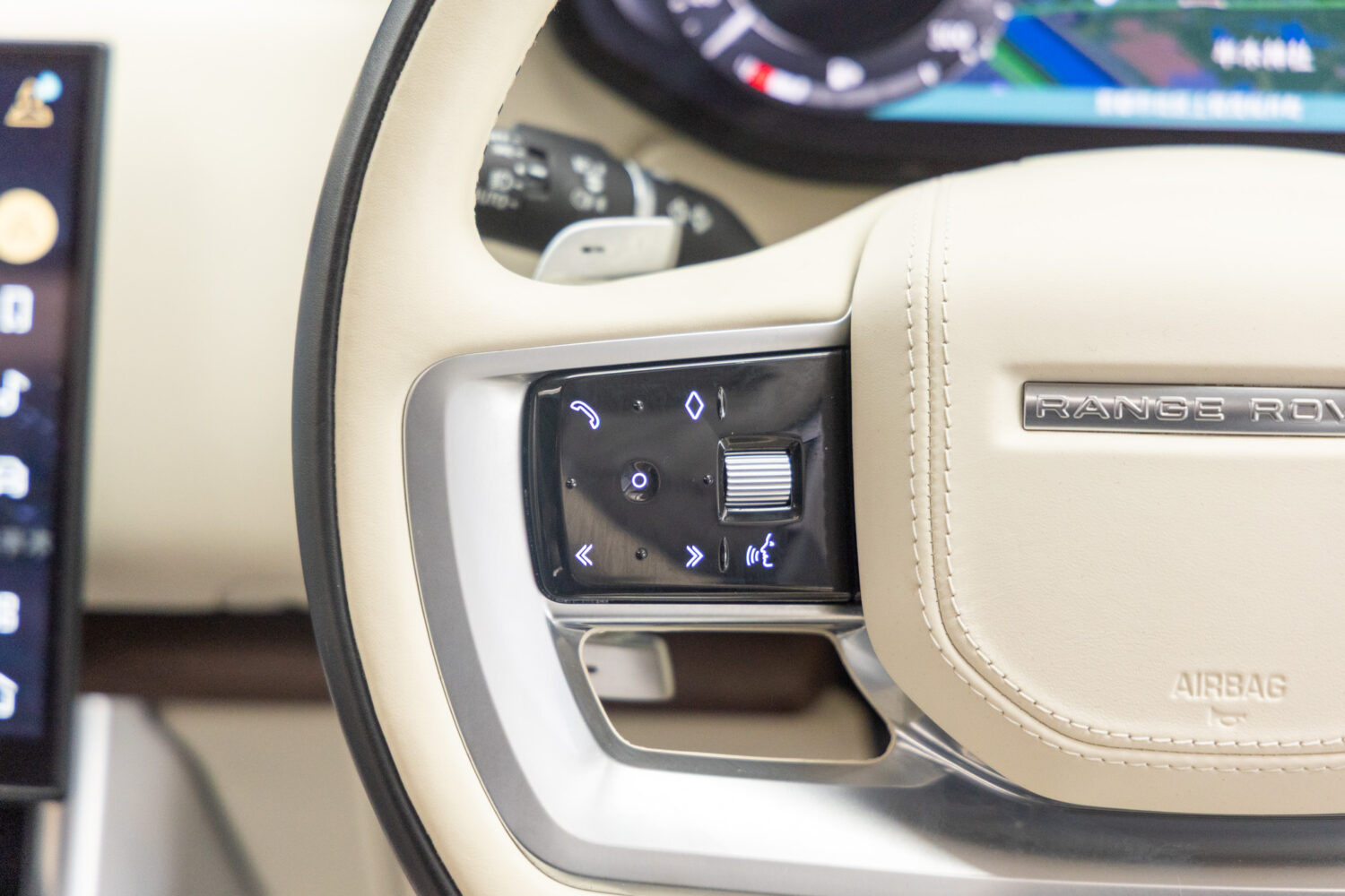 レンジローバー オートバイオグラフィー P530 LWB 7人乗り