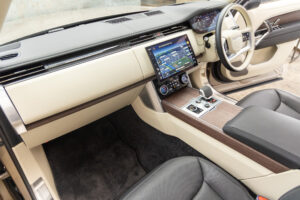 レンジローバー オートバイオグラフィー P530 LWB 7人乗り