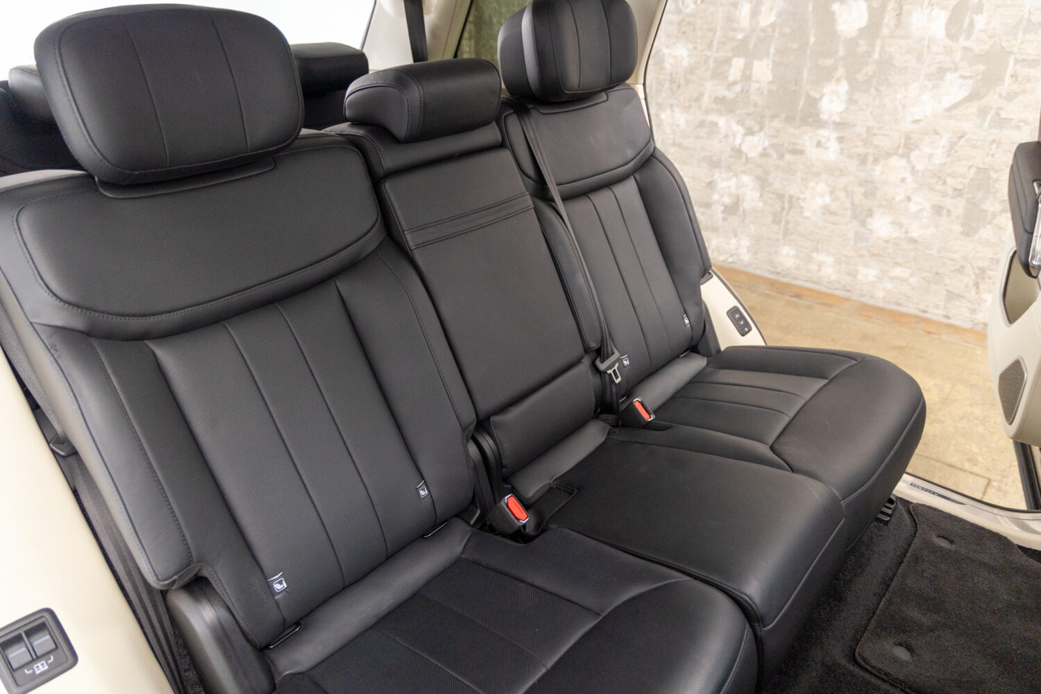 レンジローバー オートバイオグラフィー P530 LWB 7人乗り