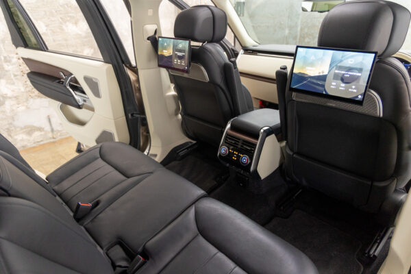 レンジローバー オートバイオグラフィー P530 LWB 7人乗り