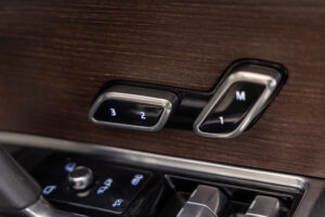 レンジローバー オートバイオグラフィー P530 LWB 7人乗り