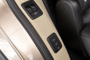 レンジローバー オートバイオグラフィー P530 LWB 7人乗り