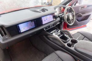 カイエン GTS ティプトロニックS