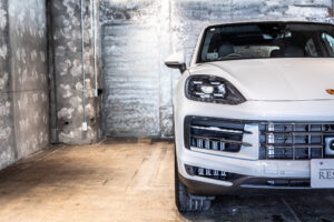 カイエンクーペ 3.0 ティプトロニックS リアコンフォートベンチシート 4WD