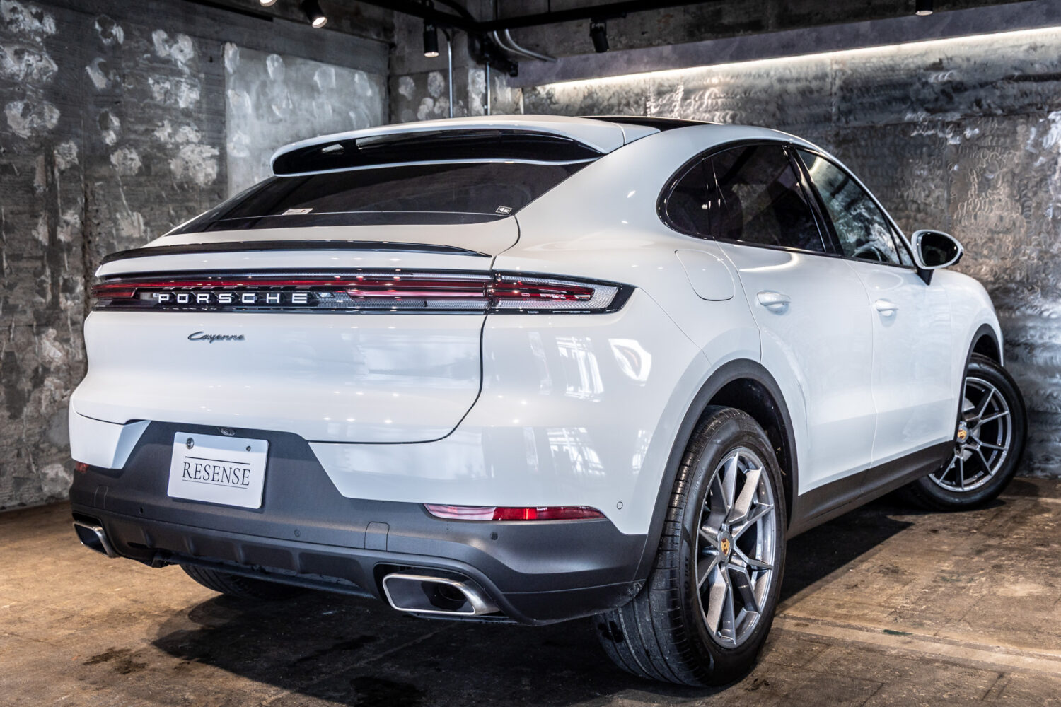 カイエンクーペ 3.0 ティプトロニックS リアコンフォートベンチシート 4WD