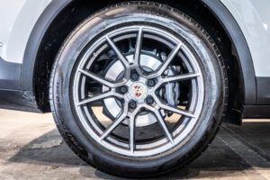 カイエンクーペ 3.0 ティプトロニックS リアコンフォートベンチシート 4WD