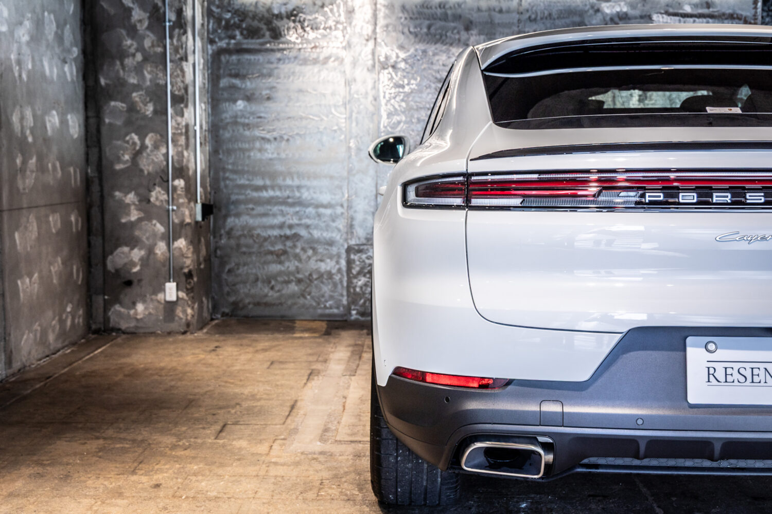 カイエンクーペ 3.0 ティプトロニックS リアコンフォートベンチシート 4WD