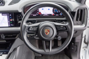 カイエンクーペ 3.0 ティプトロニックS リアコンフォートベンチシート 4WD