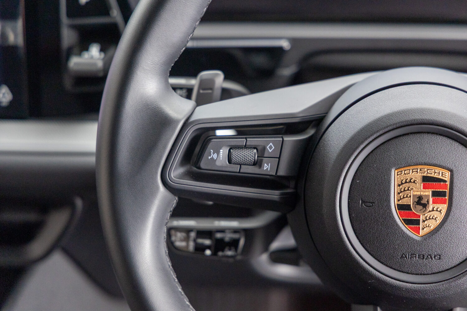 カイエンクーペ 3.0 ティプトロニックS リアコンフォートベンチシート 4WD