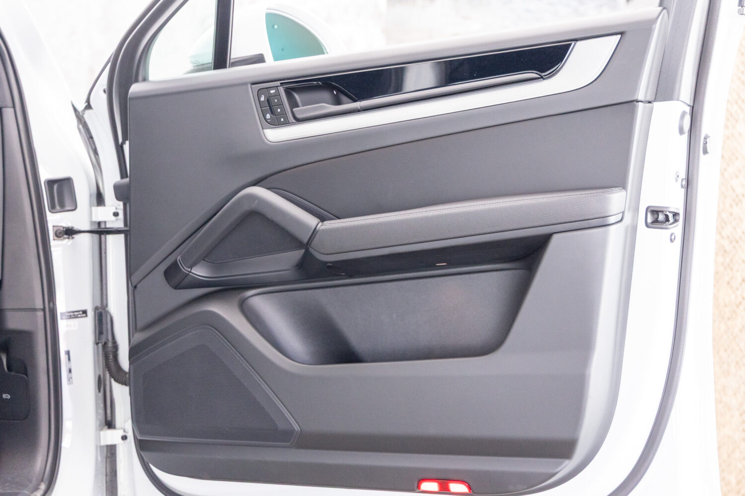 カイエンクーペ 3.0 ティプトロニックS リアコンフォートベンチシート 4WD