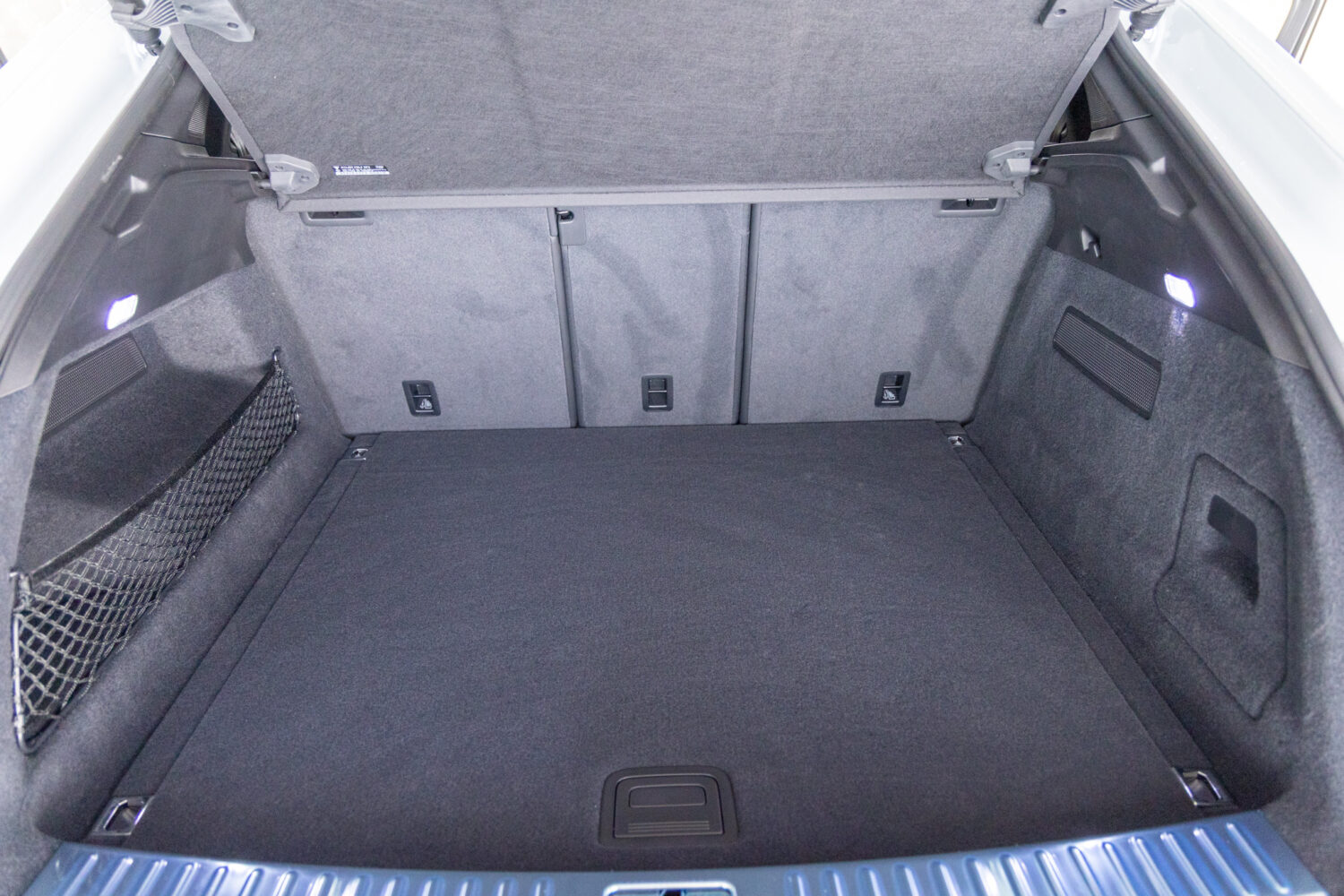 カイエンクーペ 3.0 ティプトロニックS リアコンフォートベンチシート 4WD