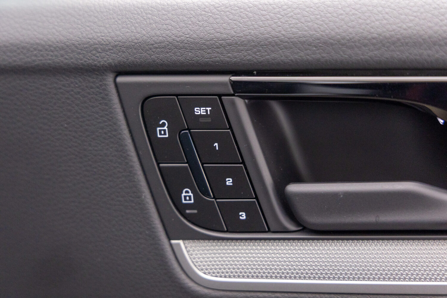 カイエンクーペ 3.0 ティプトロニックS リアコンフォートベンチシート 4WD