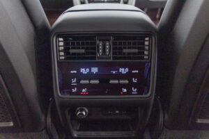 カイエンクーペ 3.0 ティプトロニックS リアコンフォートベンチシート 4WD