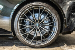 ヴァンテージ 110th Anniversary Midnight edition