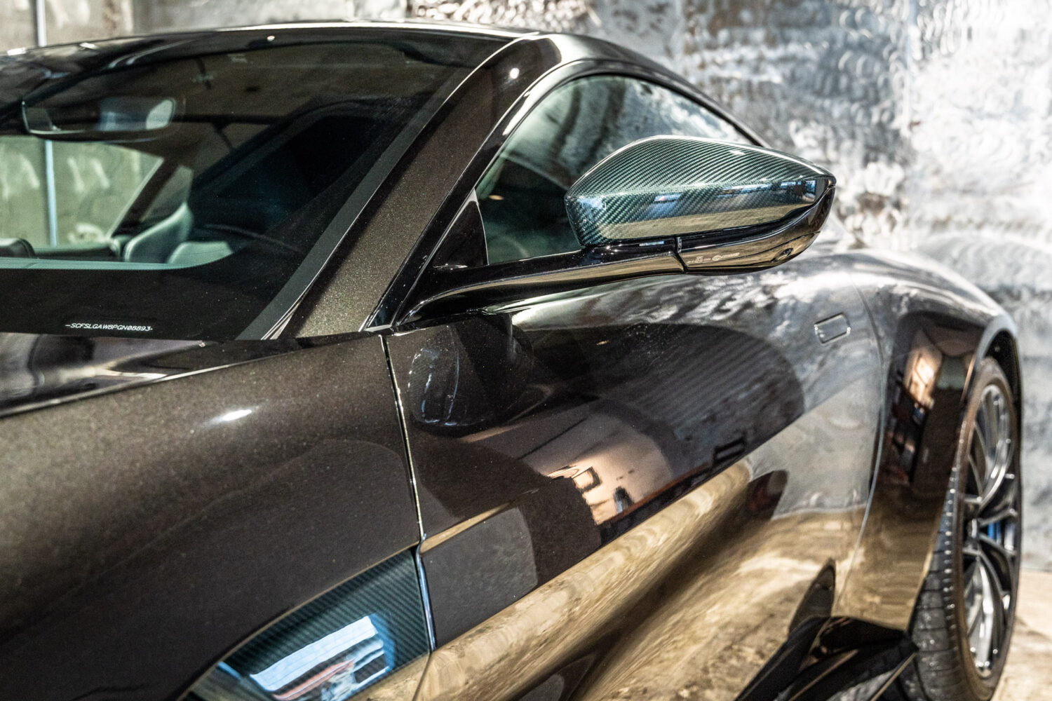 ヴァンテージ 110th Anniversary Midnight edition