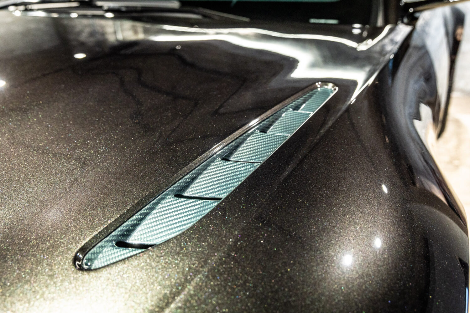 ヴァンテージ 110th Anniversary Midnight edition