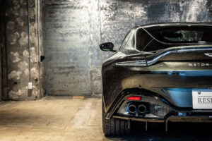 ヴァンテージ 110th Anniversary Midnight edition