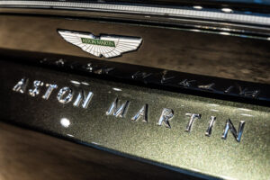 ヴァンテージ 110th Anniversary Midnight edition