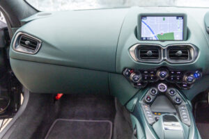 ヴァンテージ 110th Anniversary Midnight edition