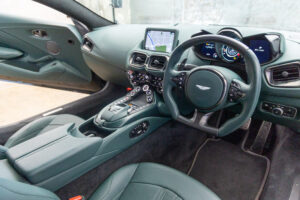 ヴァンテージ 110th Anniversary Midnight edition