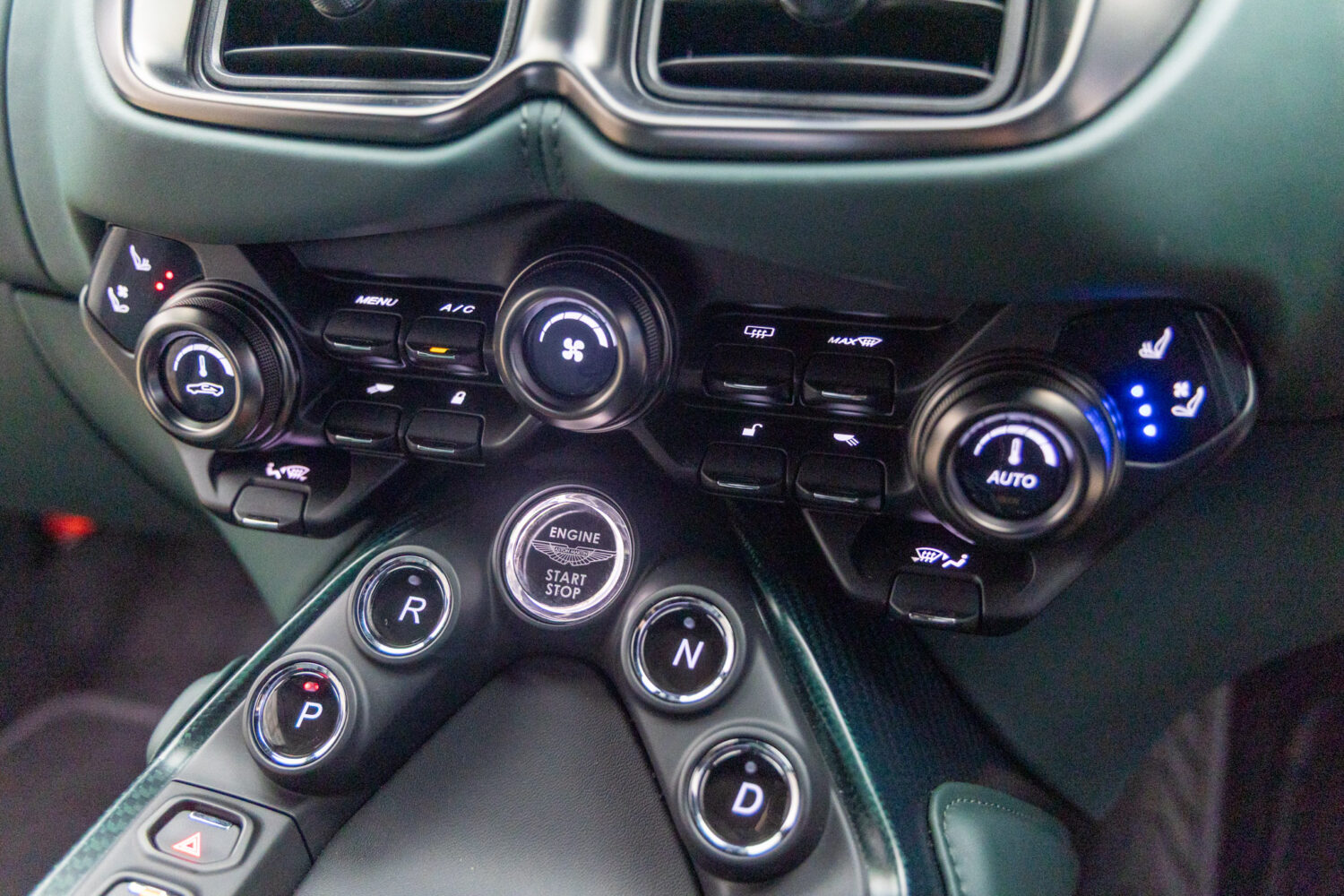 ヴァンテージ 110th Anniversary Midnight edition