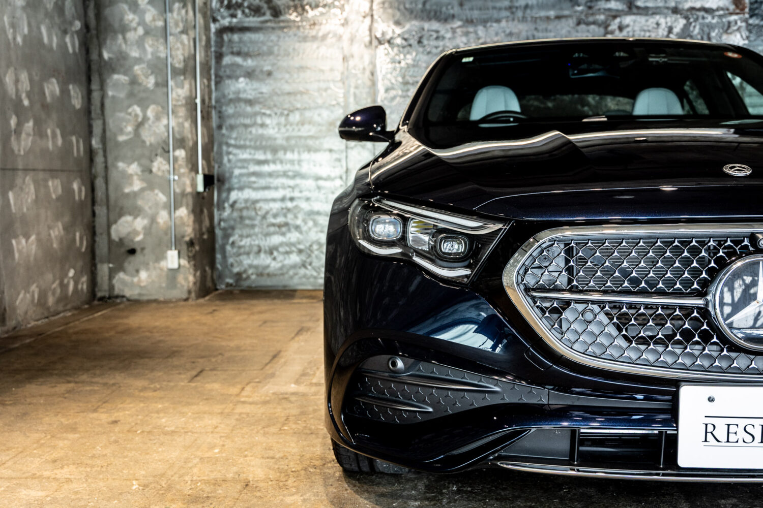 Eクラス E300エクスクルーシブ AMGライン(ISG)