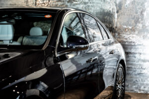 Eクラス E300エクスクルーシブ AMGライン(ISG)