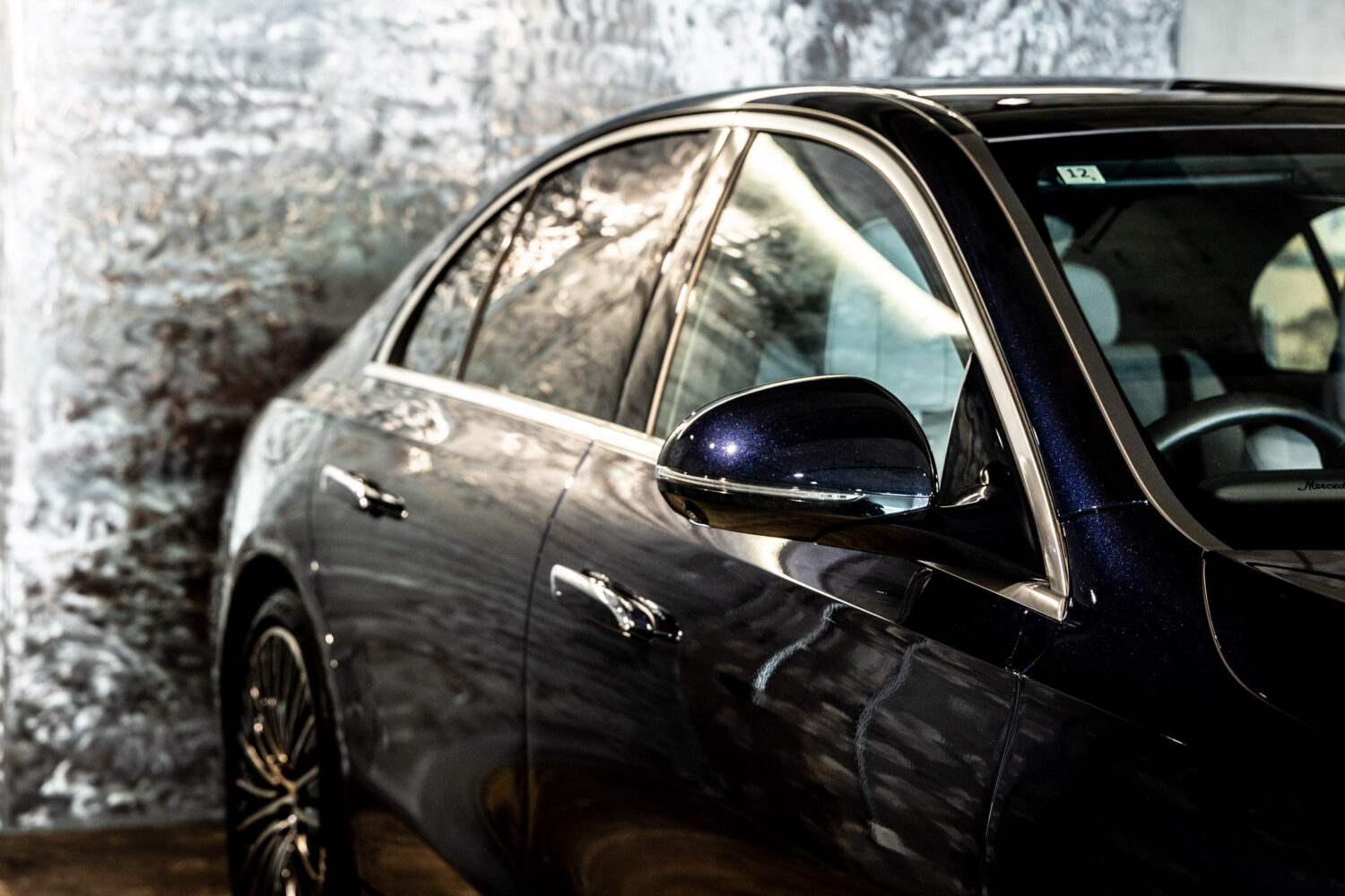 Eクラス E300エクスクルーシブ AMGライン(ISG)