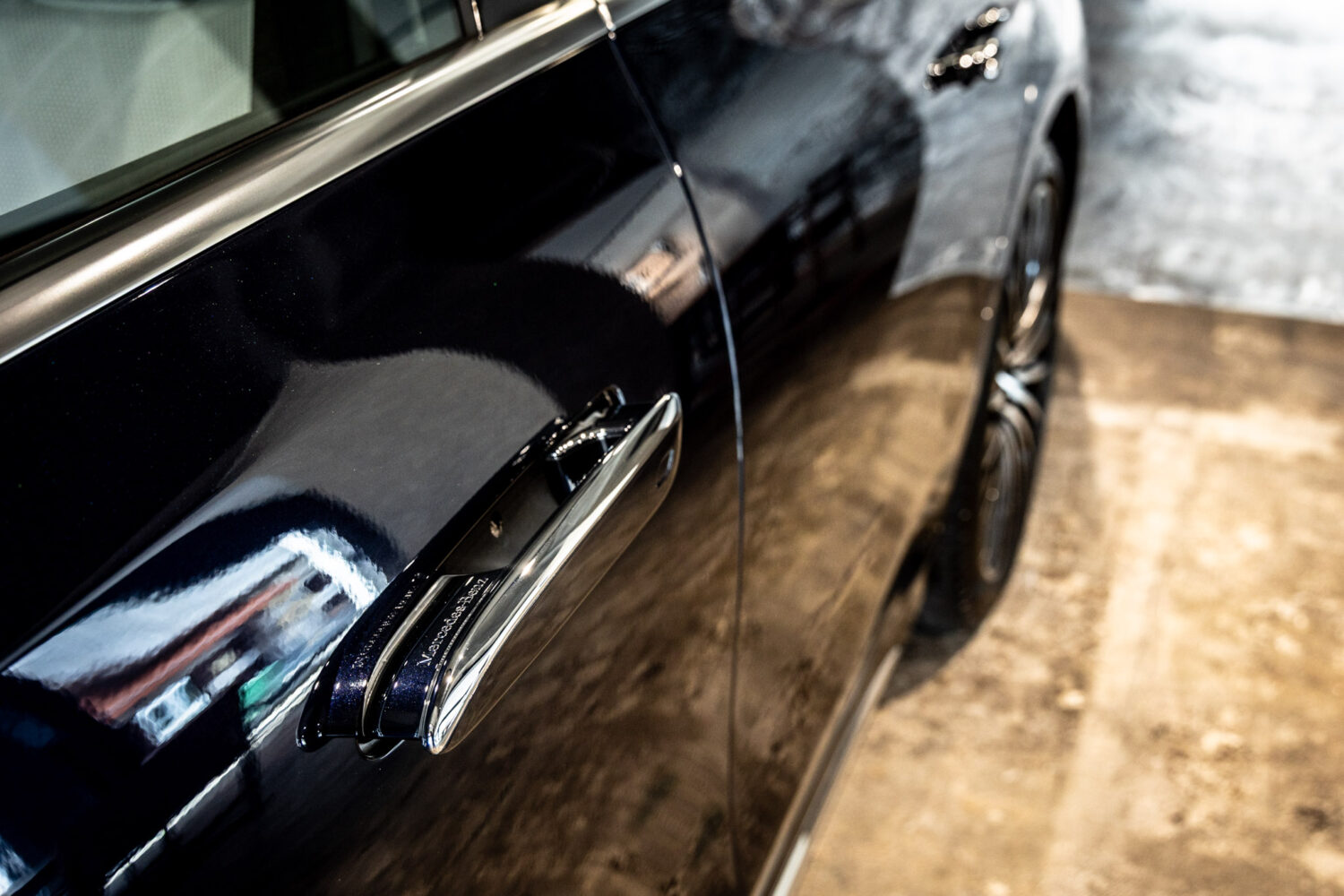 Eクラス E300エクスクルーシブ AMGライン(ISG)