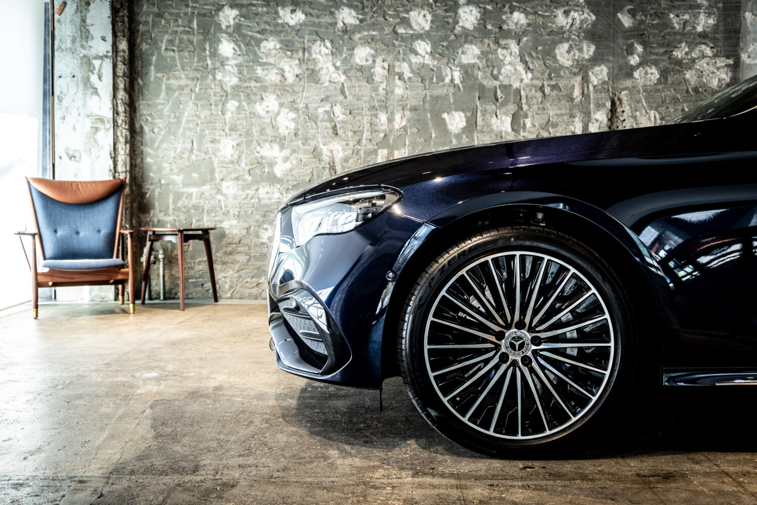 Eクラス E300エクスクルーシブ AMGライン(ISG)