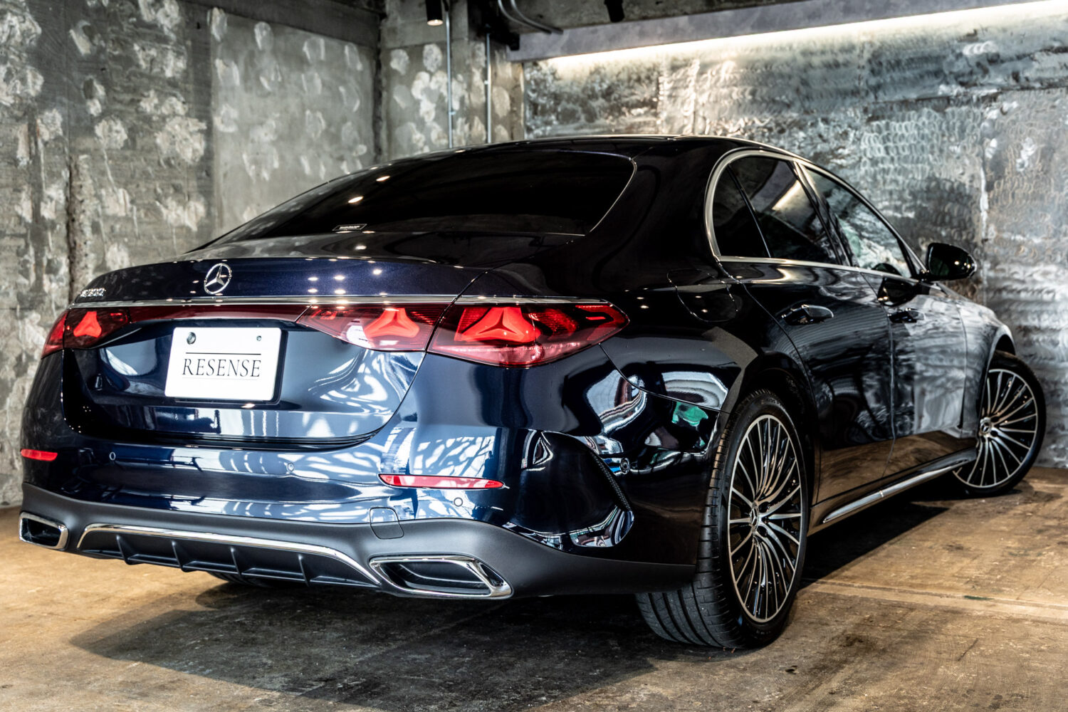 Eクラス E300エクスクルーシブ AMGライン(ISG)