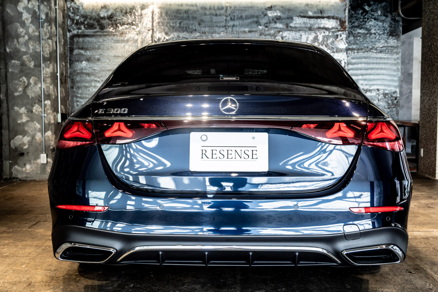 Eクラス E300エクスクルーシブ AMGライン(ISG)