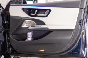 Eクラス E300エクスクルーシブ AMGライン(ISG)