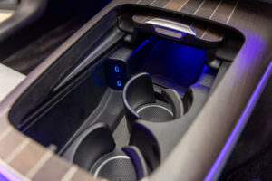 Eクラス E300エクスクルーシブ AMGライン(ISG)