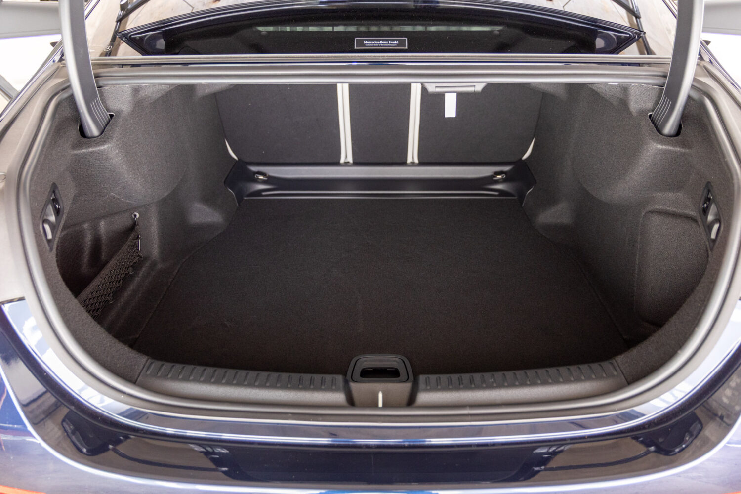 Eクラス E300エクスクルーシブ AMGライン(ISG)